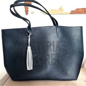 Victoria’s Secret tote bag